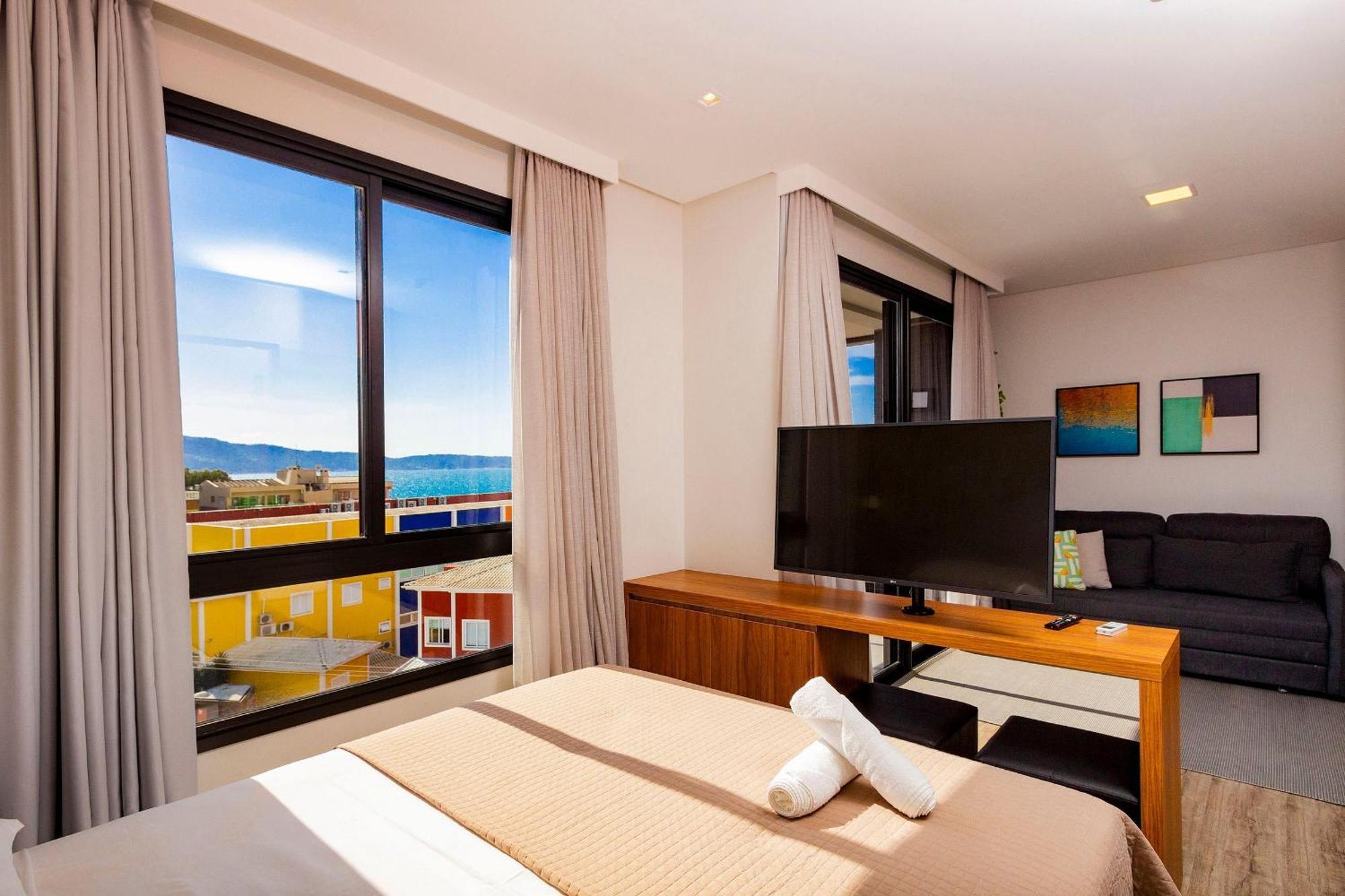 Aion Suites 302 - Lindo Apartamento Com Vista Para O Mar, A 60M Da Praia De Bombinhas, Com Piscina E Academia No Rooftop. Eksteriør bilde