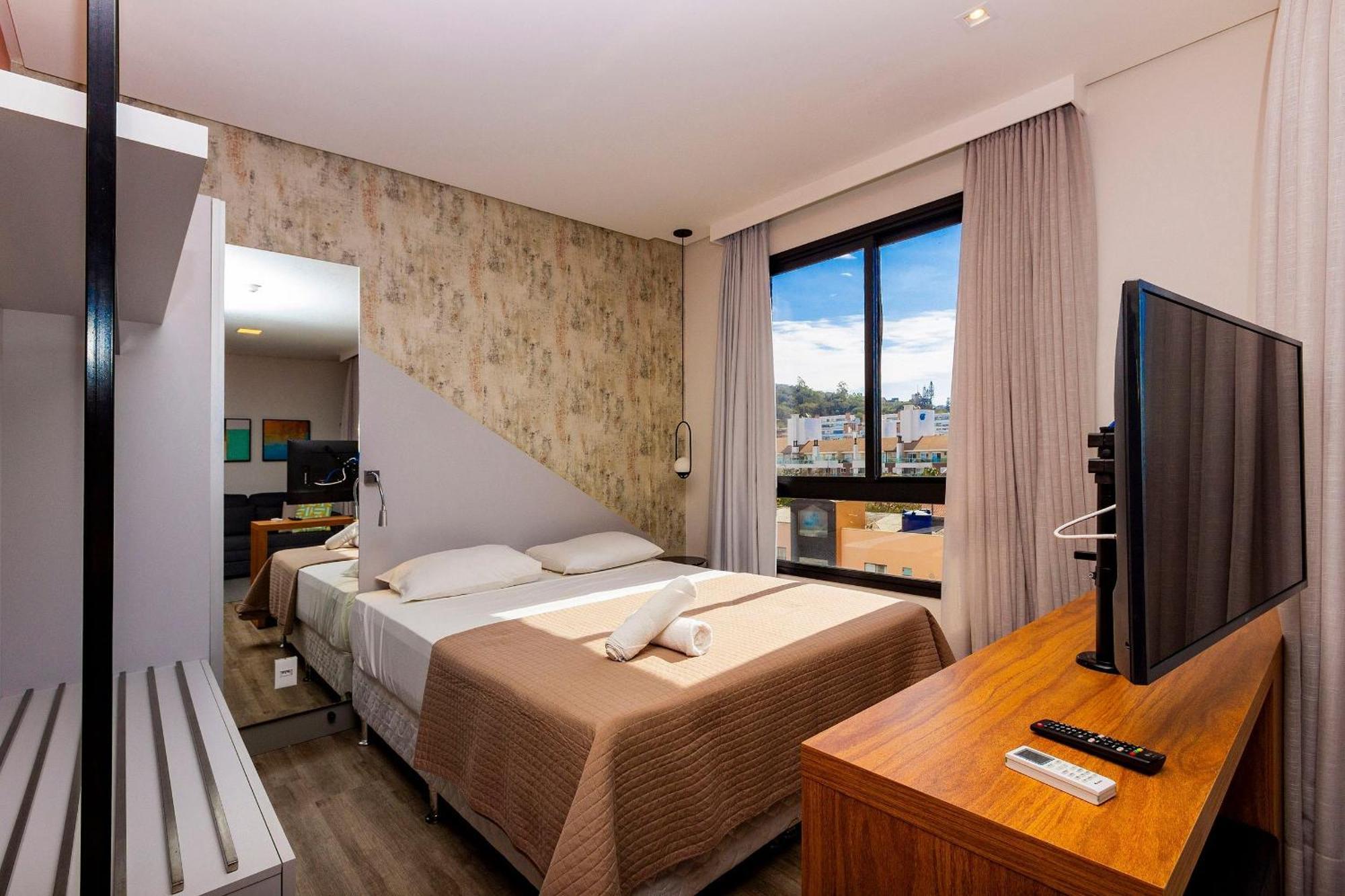 Aion Suites 302 - Lindo Apartamento Com Vista Para O Mar, A 60M Da Praia De Bombinhas, Com Piscina E Academia No Rooftop. Eksteriør bilde